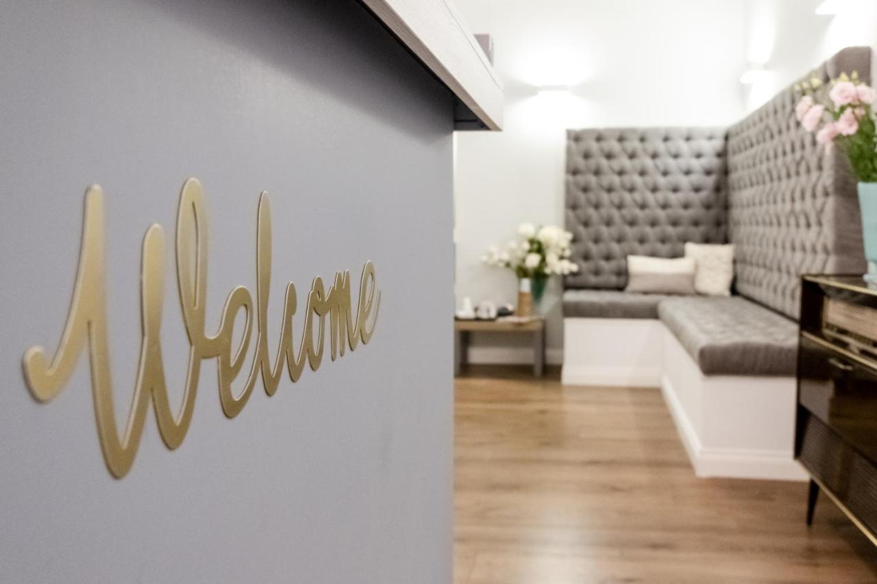 Eighty Four Luxury Rooms Rom Eksteriør billede